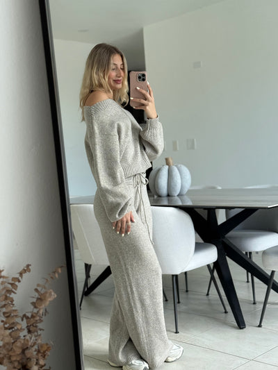 Long Sleeve Travel Set