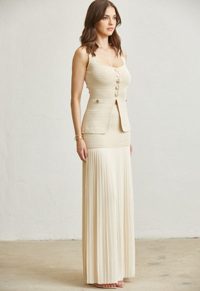 Ribbed Skirt Set                  Premium Collection