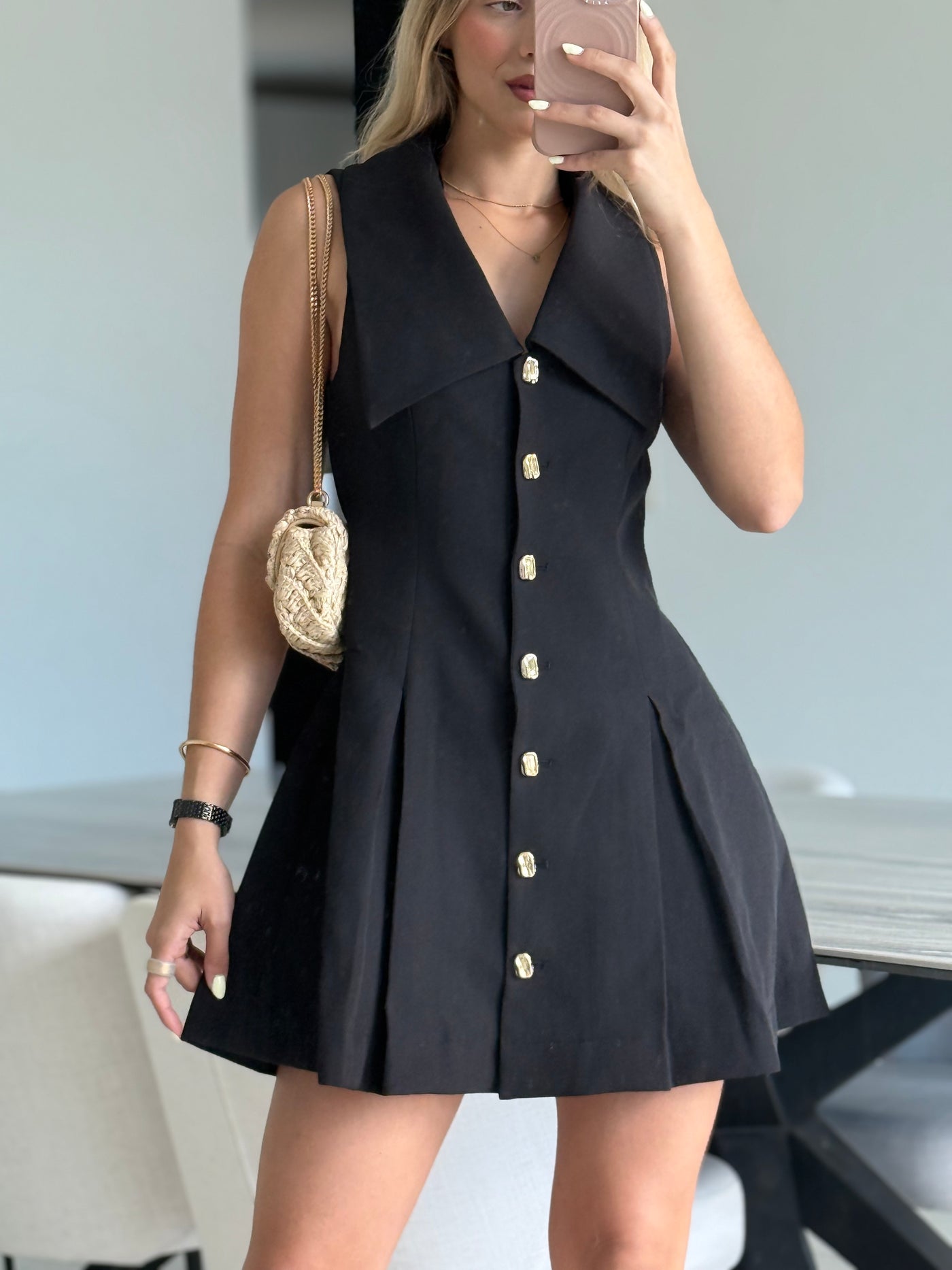 Sleeveless Collard Dress