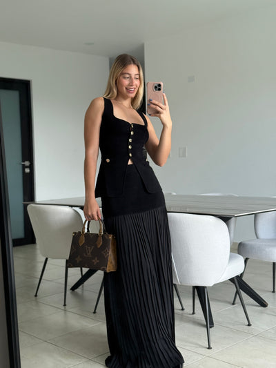 Ribbed Skirt Set                  Premium Collection