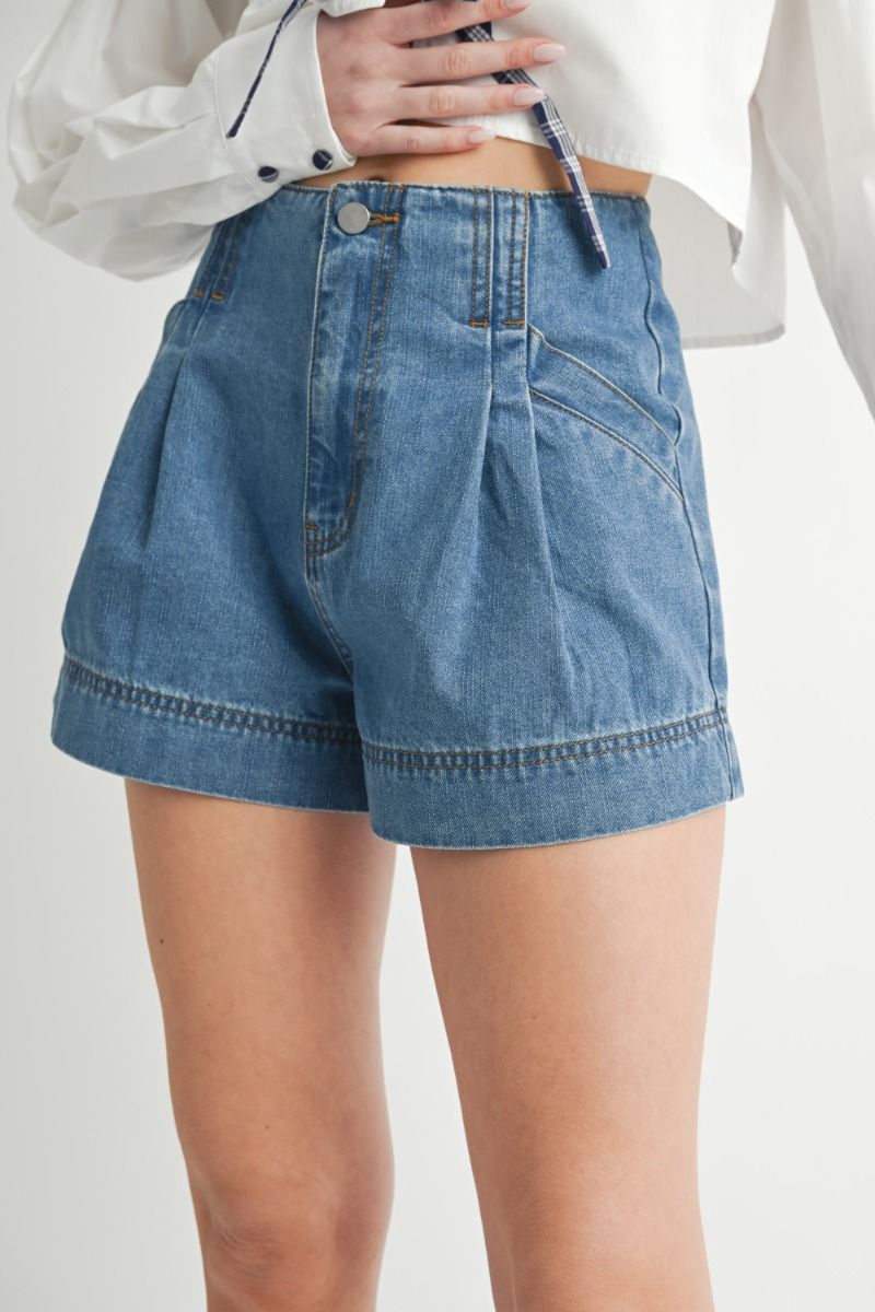 Pleated Shorts PREORDER 03/02/25 Aprox