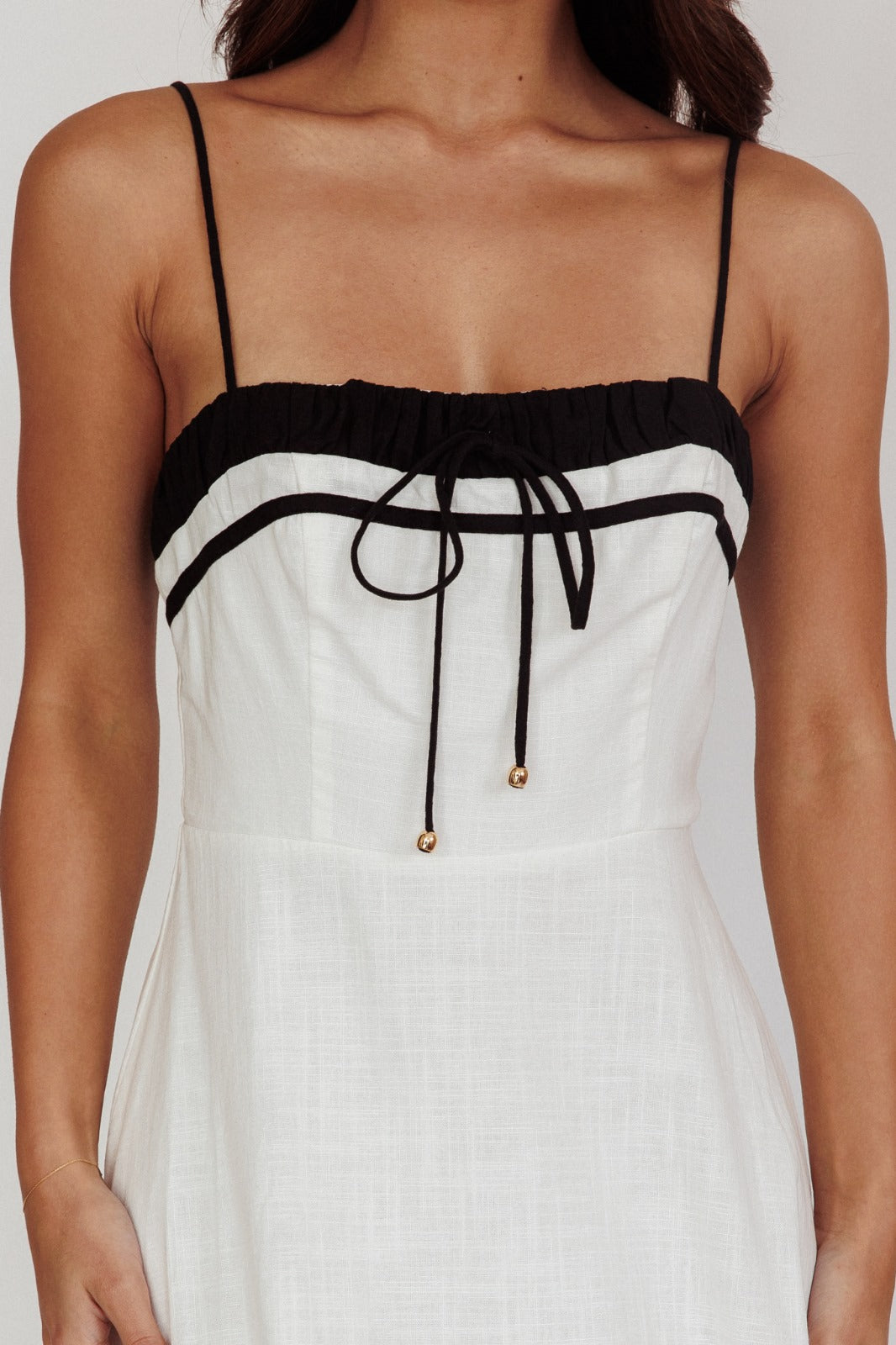 Contrast Trim Maxi Dress