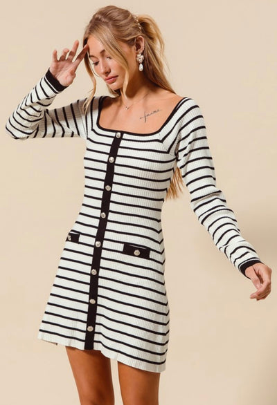 IVORY & BLACK BUTTONED DRESS PREORDER 11/12/24 Aprox