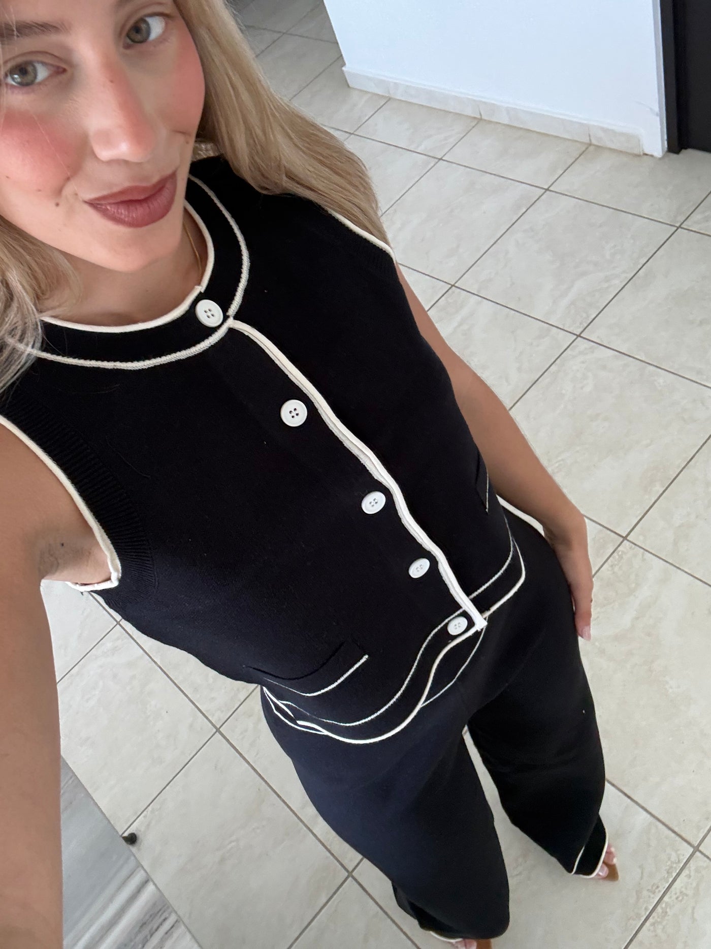 Contrast Vibe Sleeveless Set PREORDER 09/10/25 Aprox
