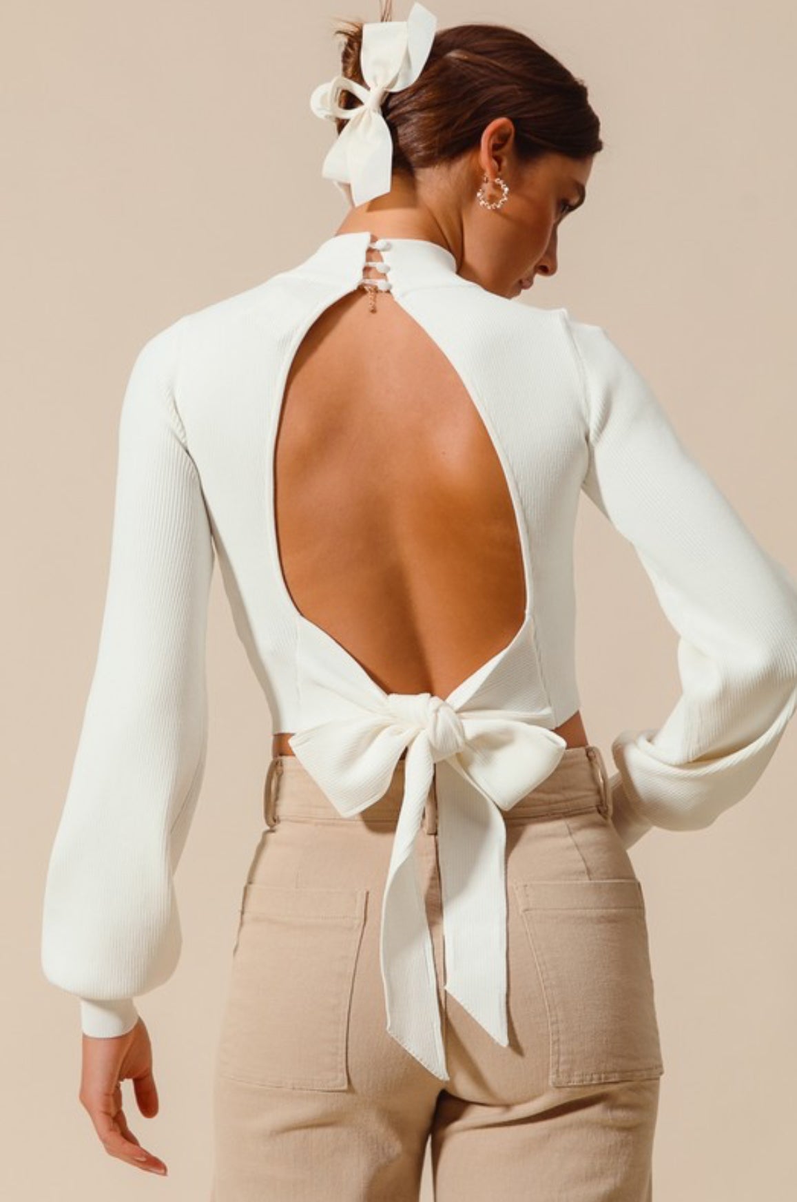 OPEN BACK TIE BOW SWEATER WITH PUFF SLEEVES