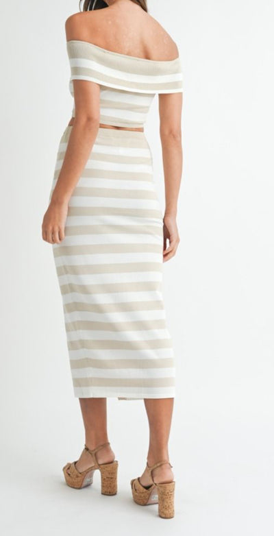 Off Shoulder Stripe Knit Skirt Set