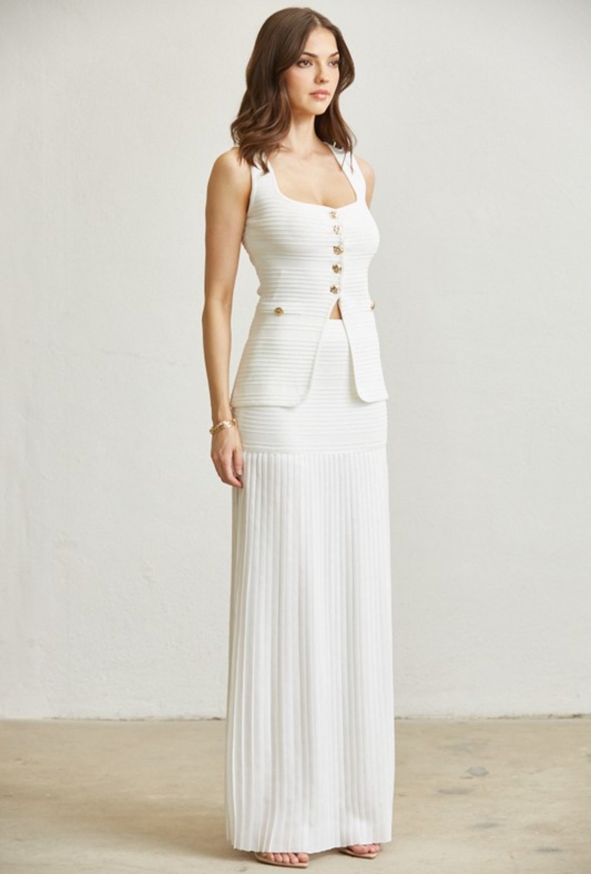 Ribbed Skirt Set                  Premium Collection