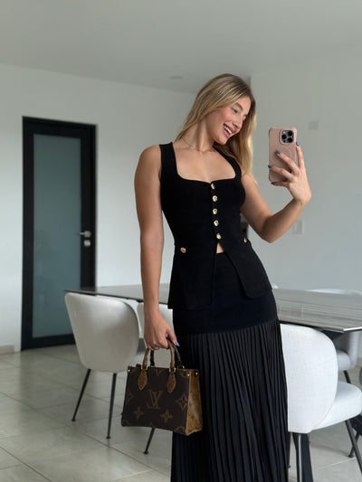 Ribbed Skirt Set                  Premium Collection