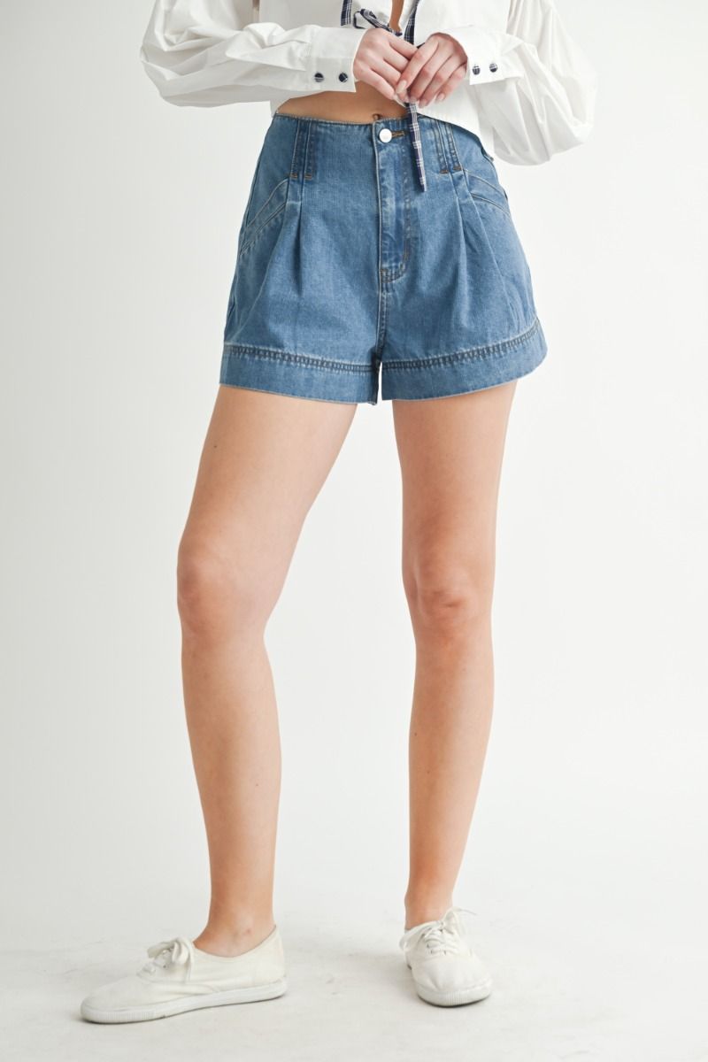 Pleated Shorts PREORDER 03/02/25 Aprox