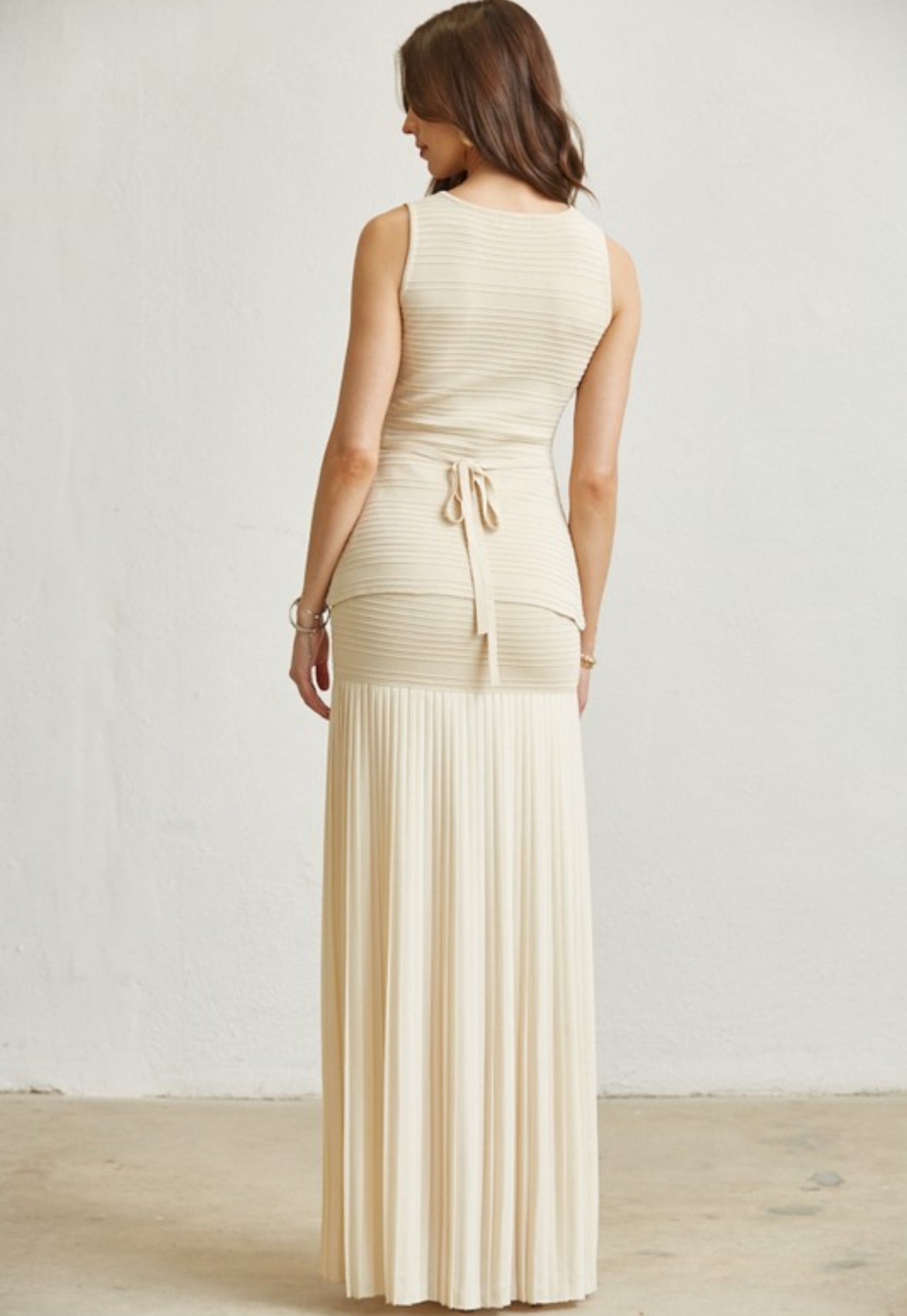 Ribbed Skirt Set                  Premium Collection