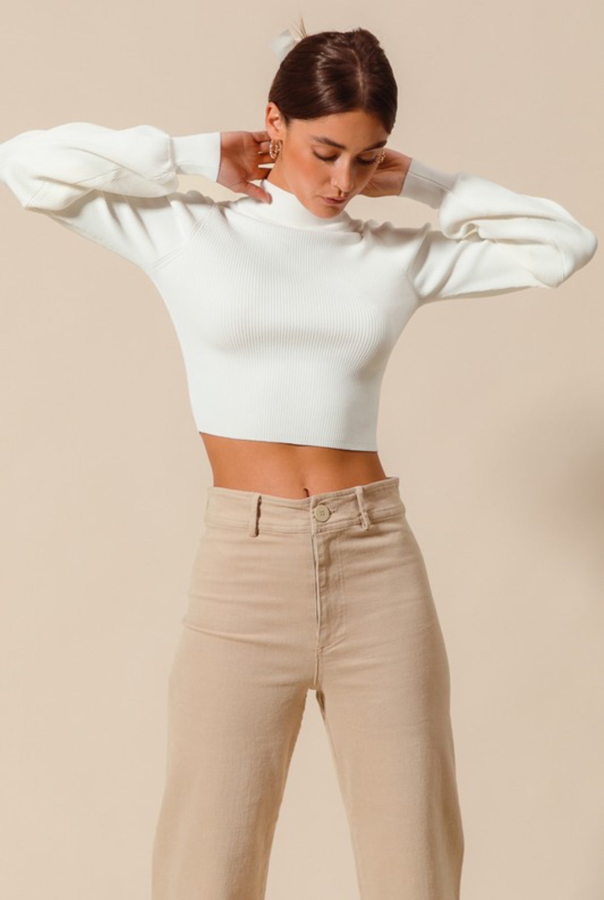 OPEN BACK TIE BOW SWEATER WITH PUFF SLEEVES